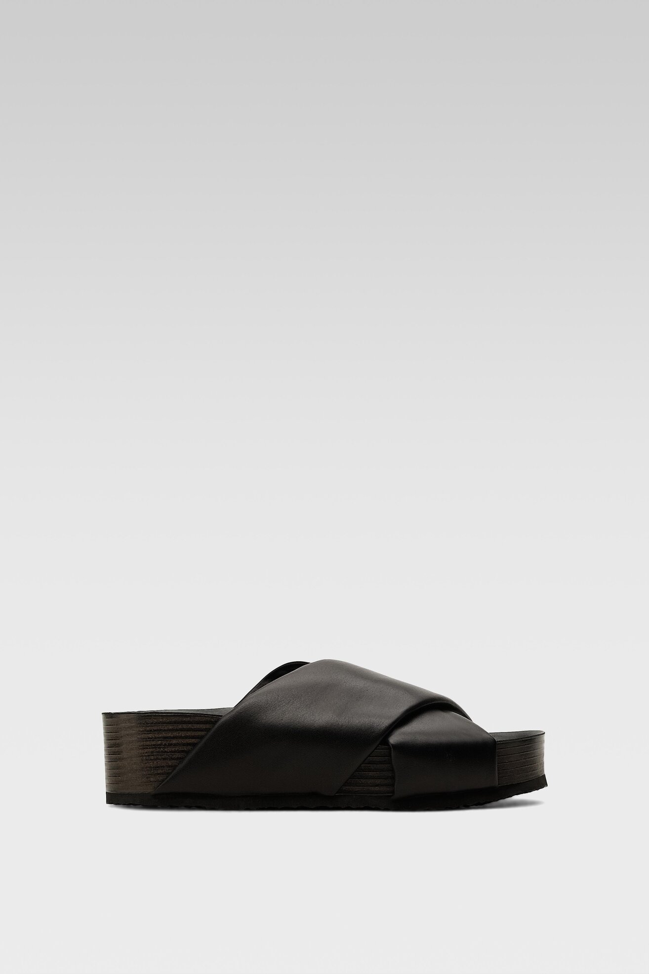 Papuče Gino Rossi 22SS20 CRNA