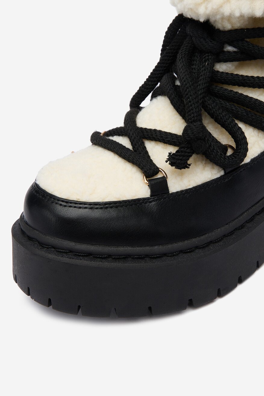 
                Ghete DeeZee NEGRU - 5904410758559