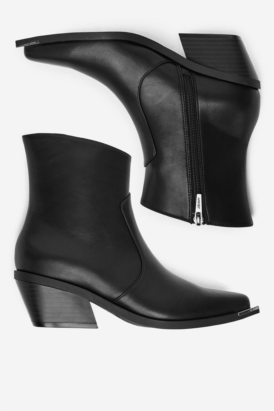 
                Боти Jenny ЧЕРЕН - 5906751346372