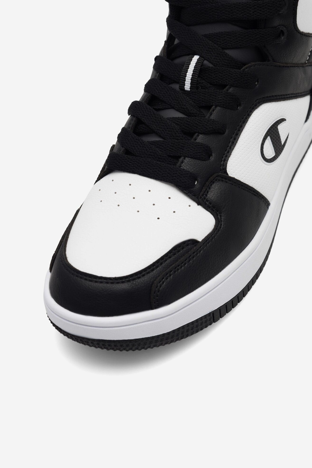 Спортни обувки Champion REBOUND 2.0 MID S21907-KK001. ЧЕРЕН