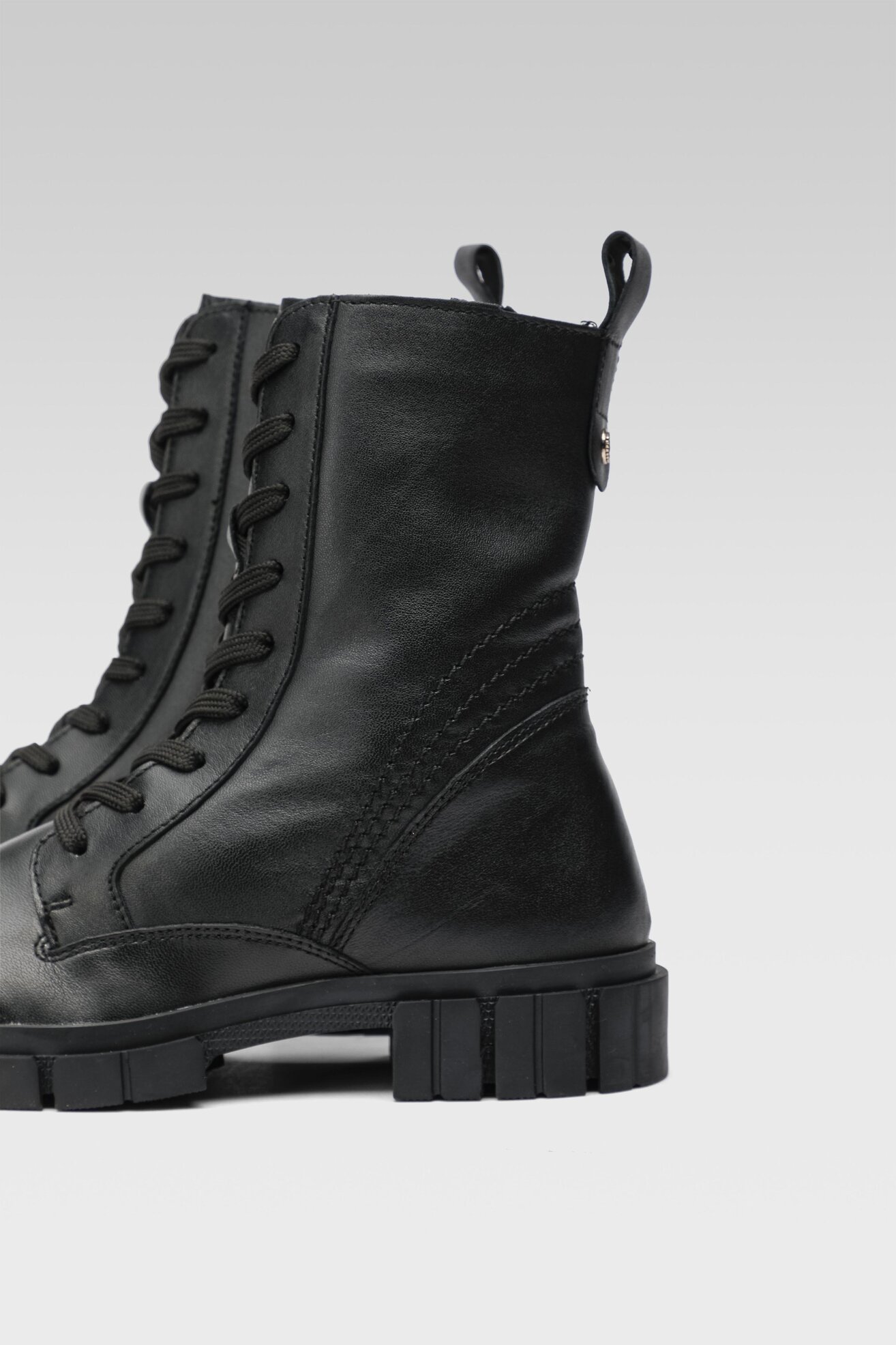 Trzewiki Bugatti 435-A9631-4000-1000 Czarny