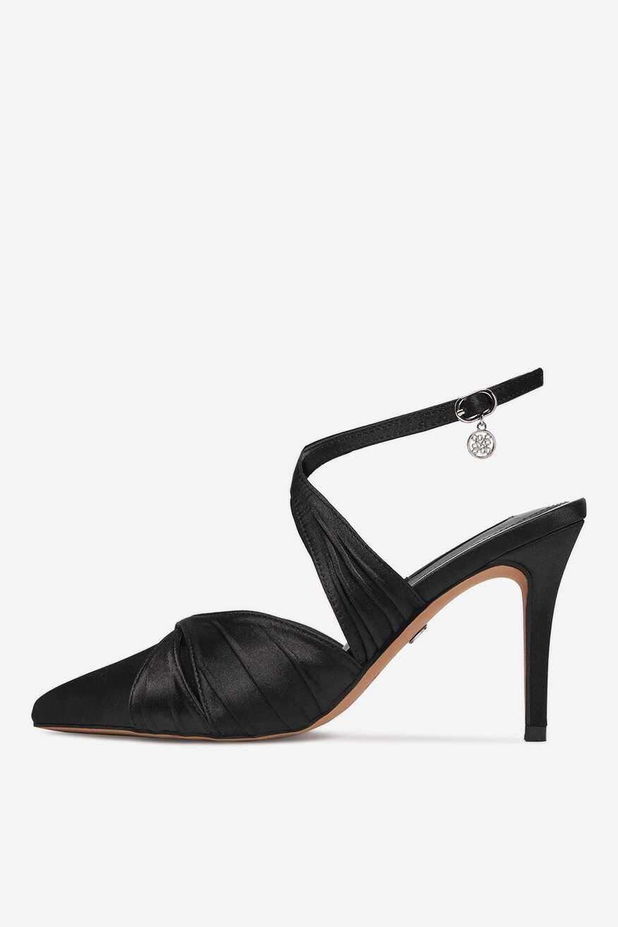 
                Туфлі-Човники NINE WEST ЧОРНИЙ - 5907964043638