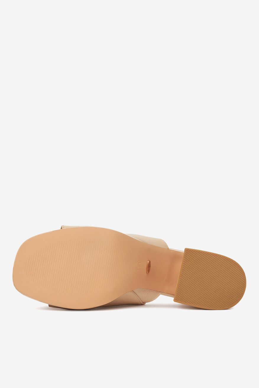 DeeZee - Klapki na słupku - 5904410847369