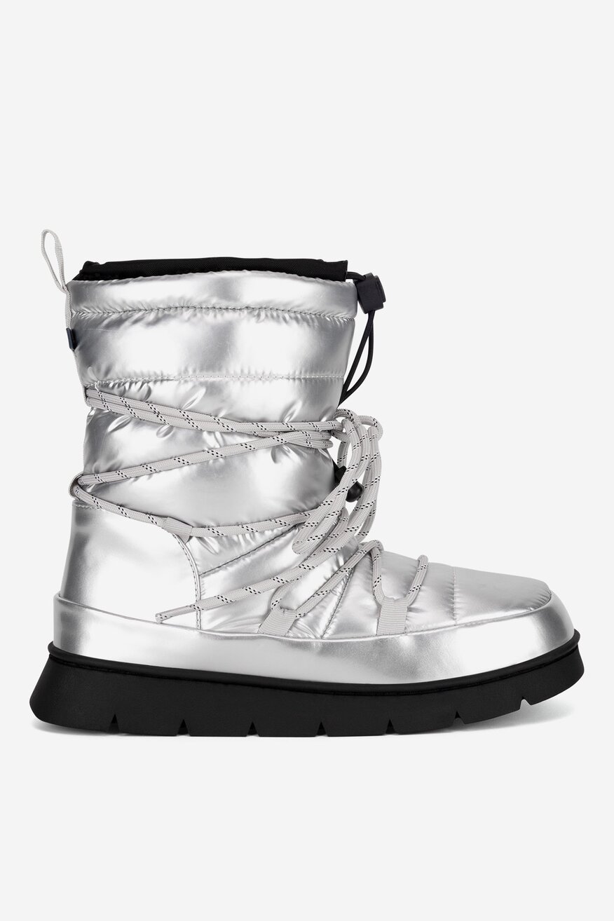 
                Боти GAP СРЕБРИСТ - 5905588916734