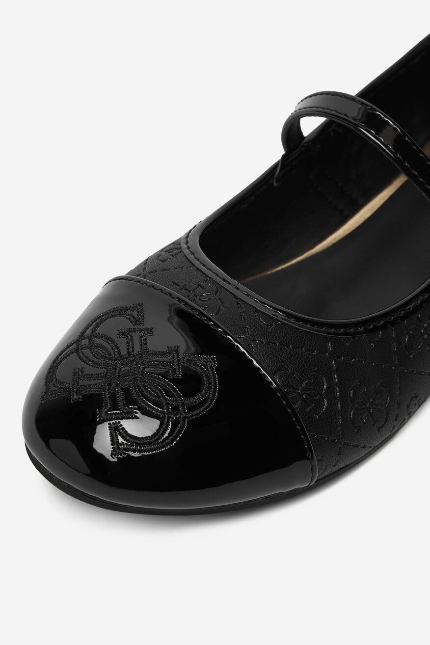 
                Балетки GUESS ЧОРНИЙ - 5906751743577