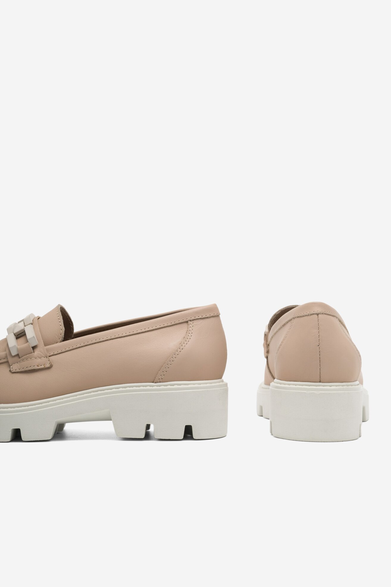 Mokaszin Badura TROPEA-E23-28188PE BÉZS