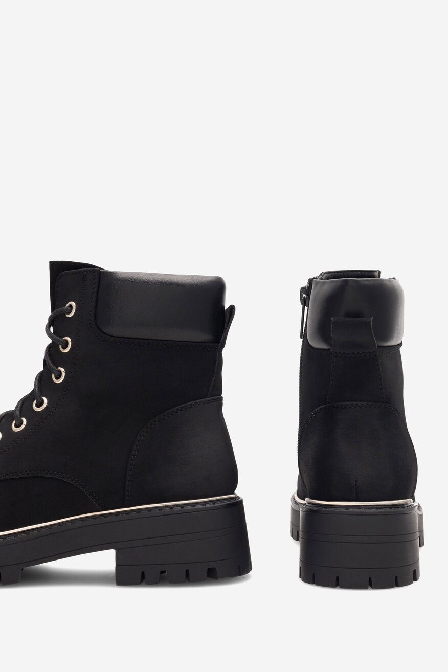 
                Боти Jenny Fairy ЧЕРЕН - 5905588115861