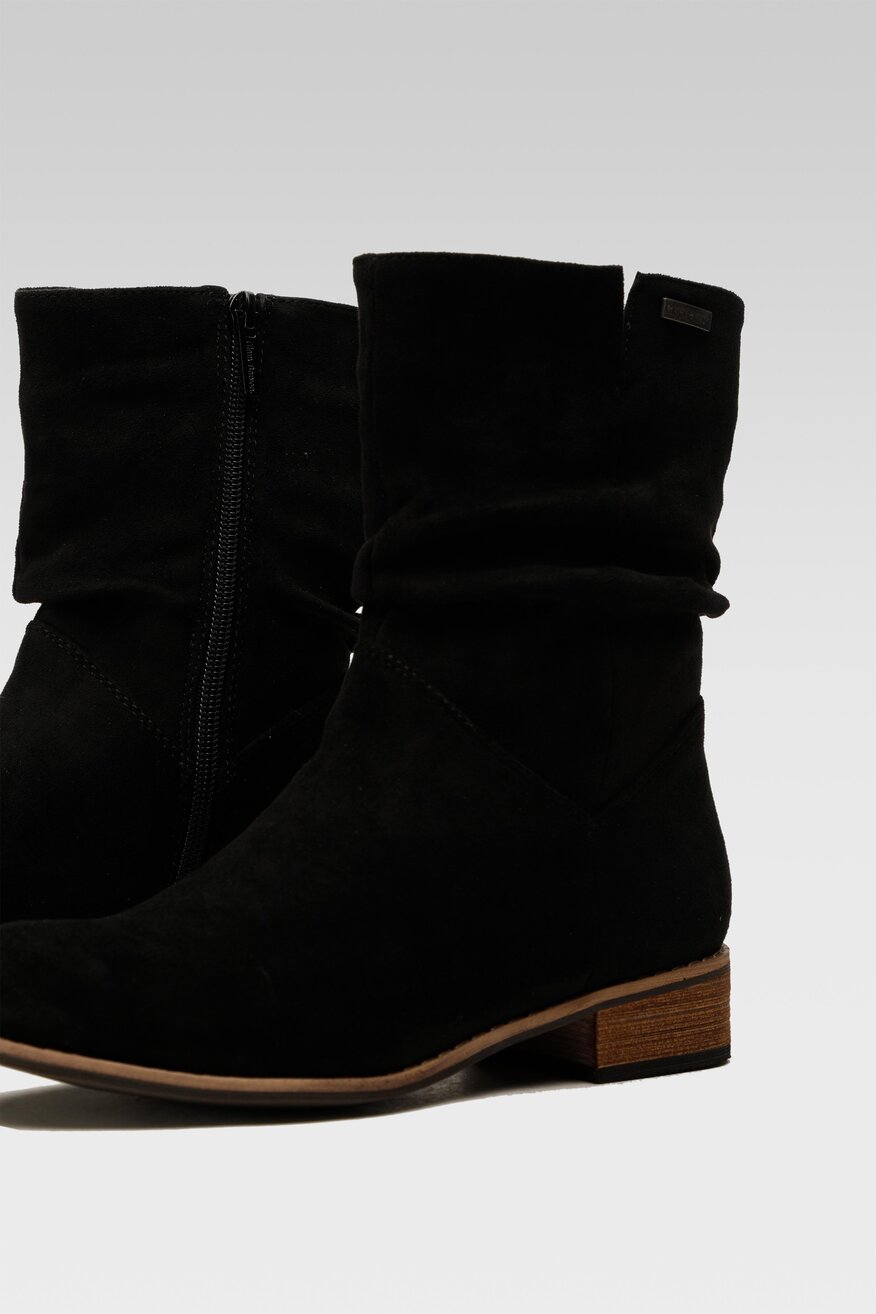 
                Clara Barson - Botki czarne z suwakiem - 5903698797908