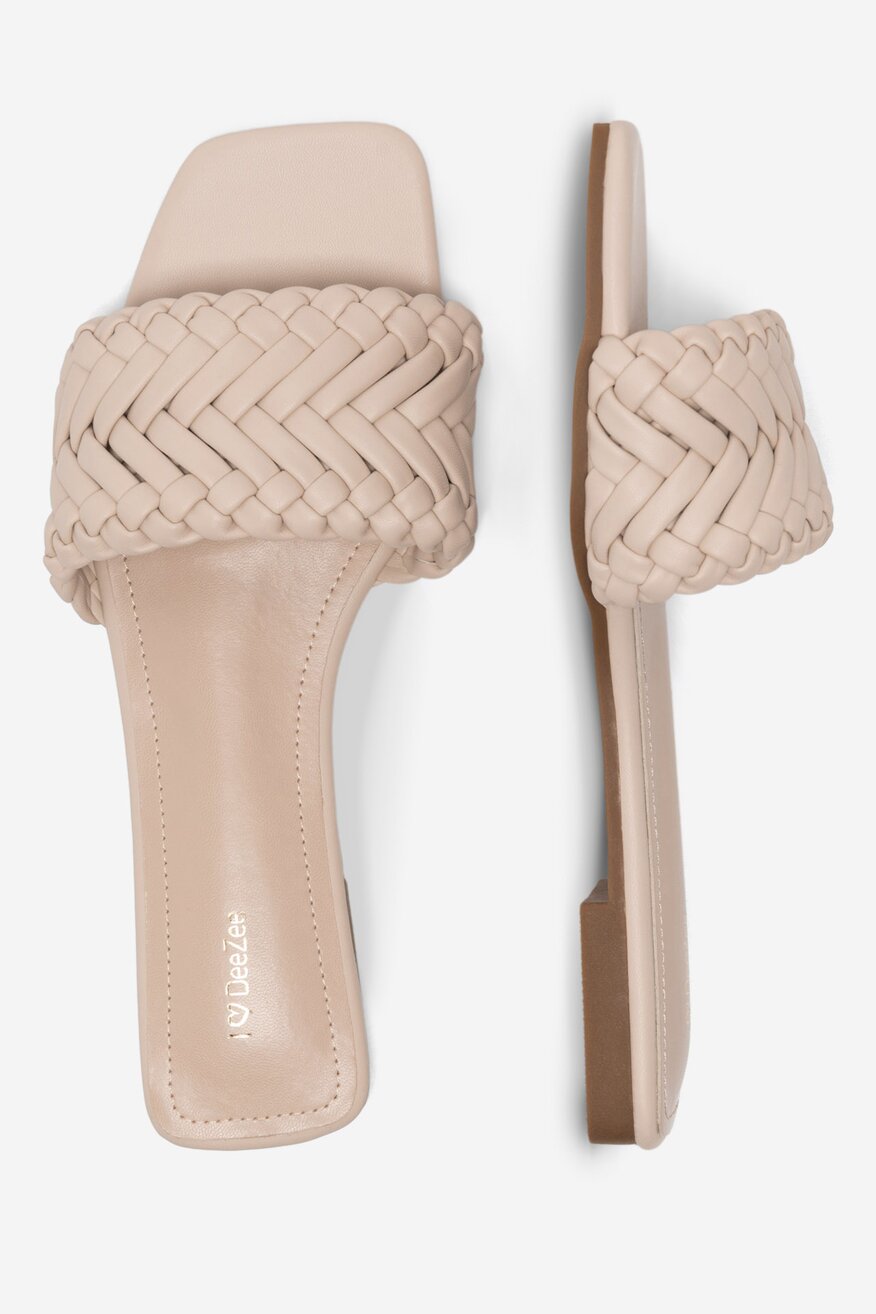 
                DeeZee - Klapki - 5905588542421