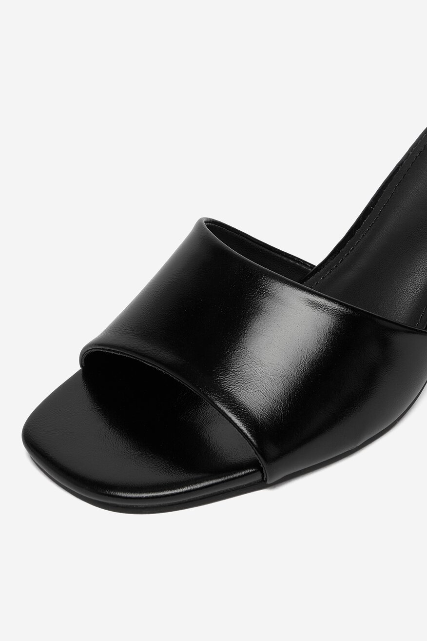 
                Jenny - Klapki - 5906751905463