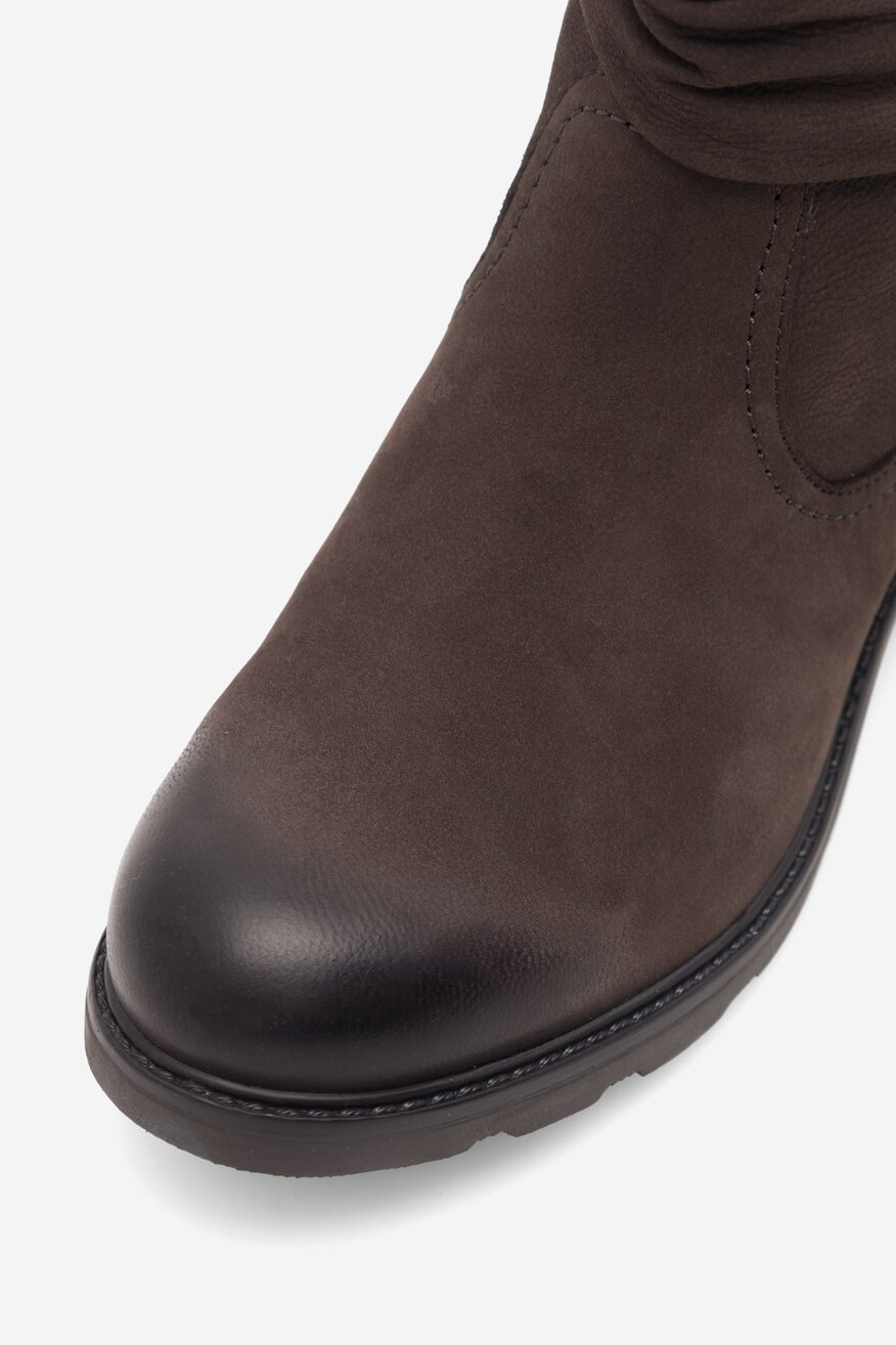 
                Bokacsizma Go Soft BARNA - 5905588115304