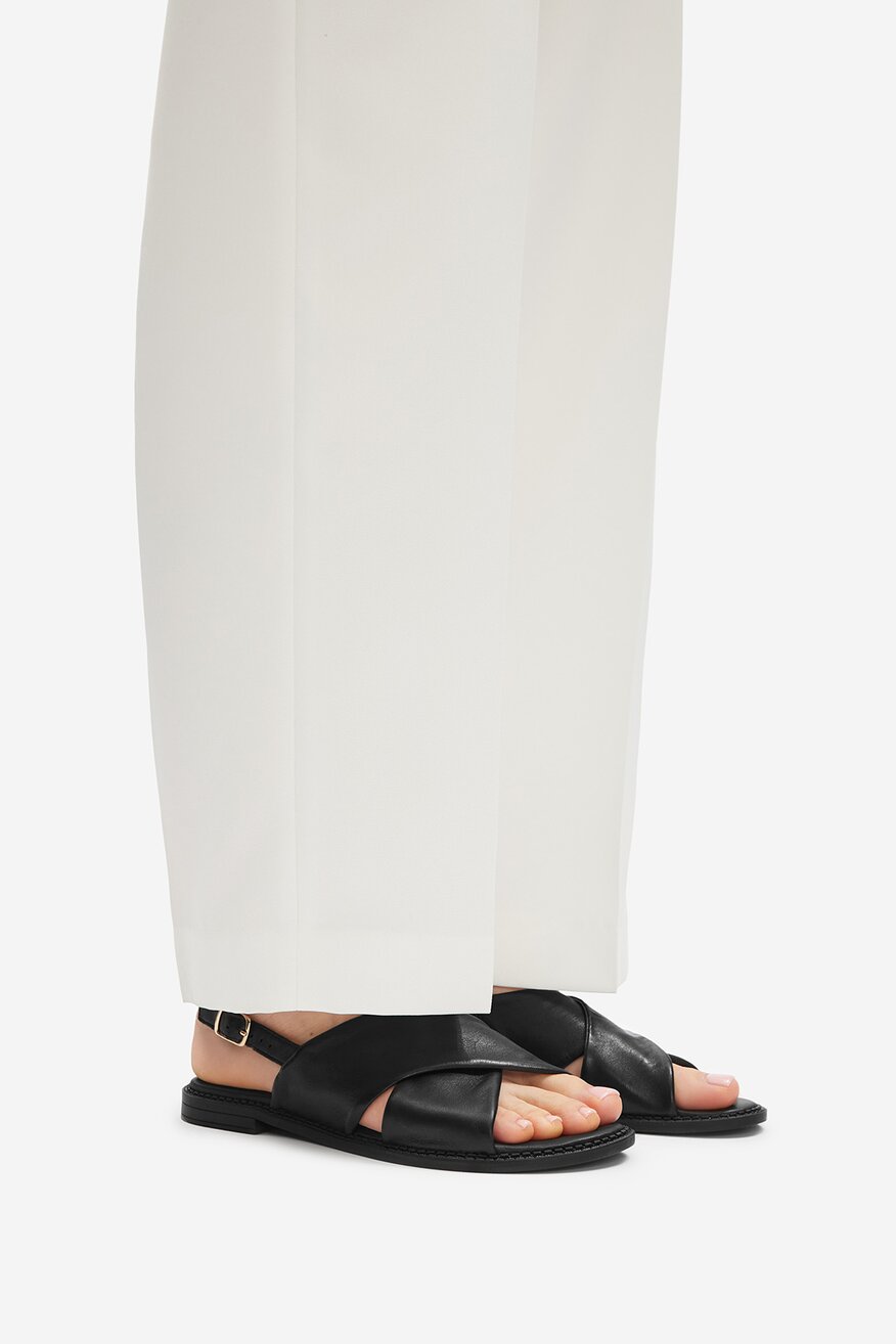 
                Сандали Lasocki ЧЕРЕН - 5906751734117