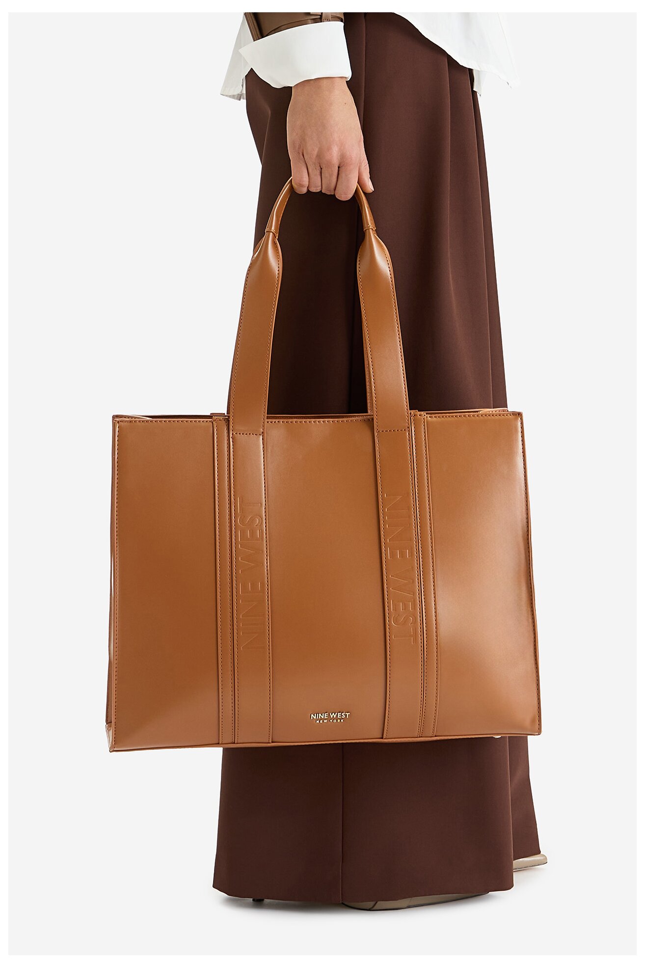 Дамска чанта NINE WEST CEO-RAVINA-LA374-4511 КАМЕЛ