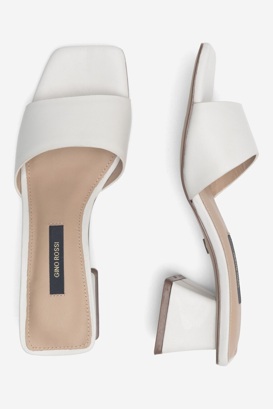 
                Gino Rossi - Skórzane klapki białe - 5904862796727