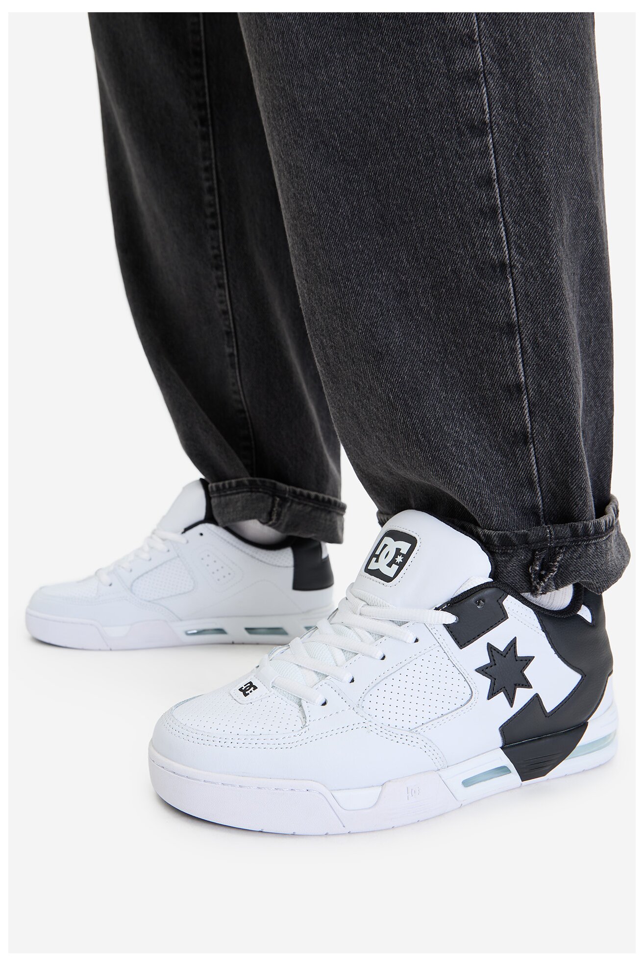 Obuwie sportowe DC Shoes EO-DC COMMAND DC02220102 Biały