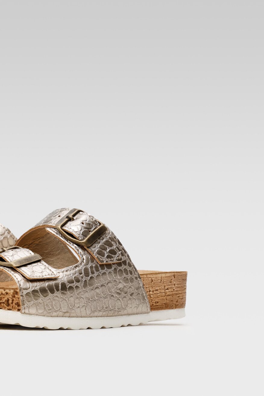 
                Inblu - Klapki ze zwierzęcym motywem srebrne - 5904248615925