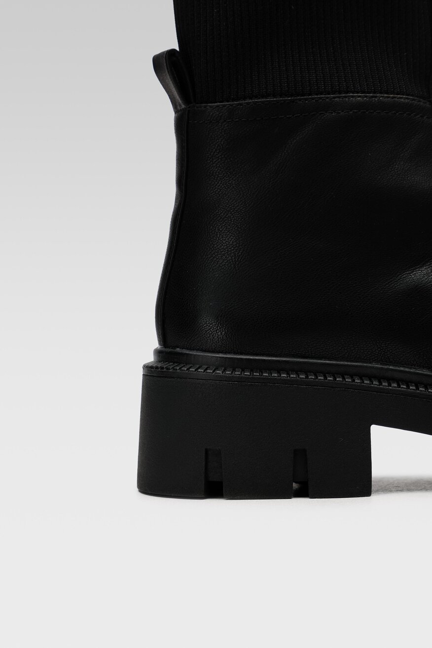 
                Jenny Fairy - Botki z ozdobnym suwakiem - 5904862119298