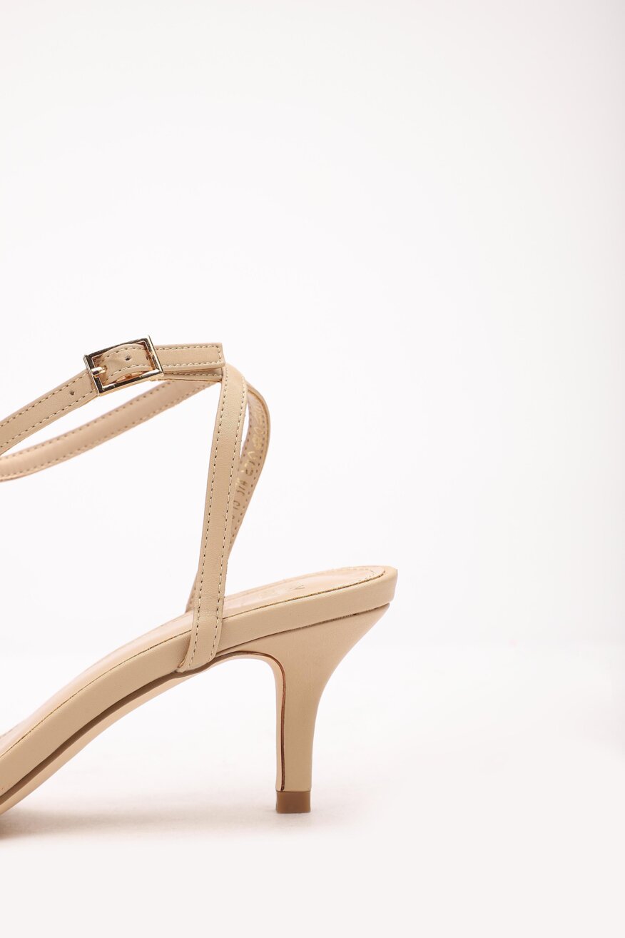 Jenny Fairy - Sandały na obcasie beżowe - 5903698384245