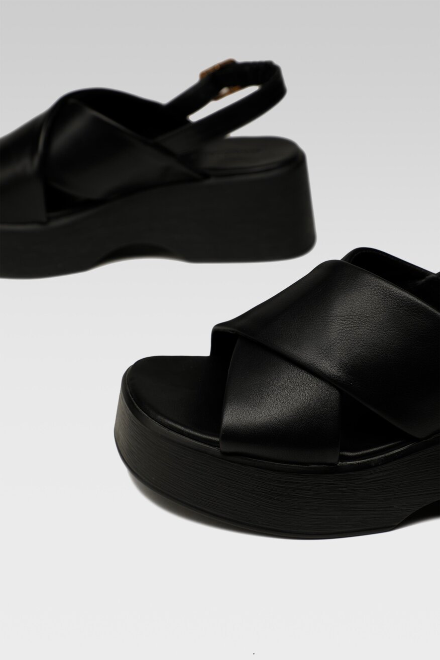 
                Сандалі Jenny Fairy ЧОРНИЙ - 5904862719948