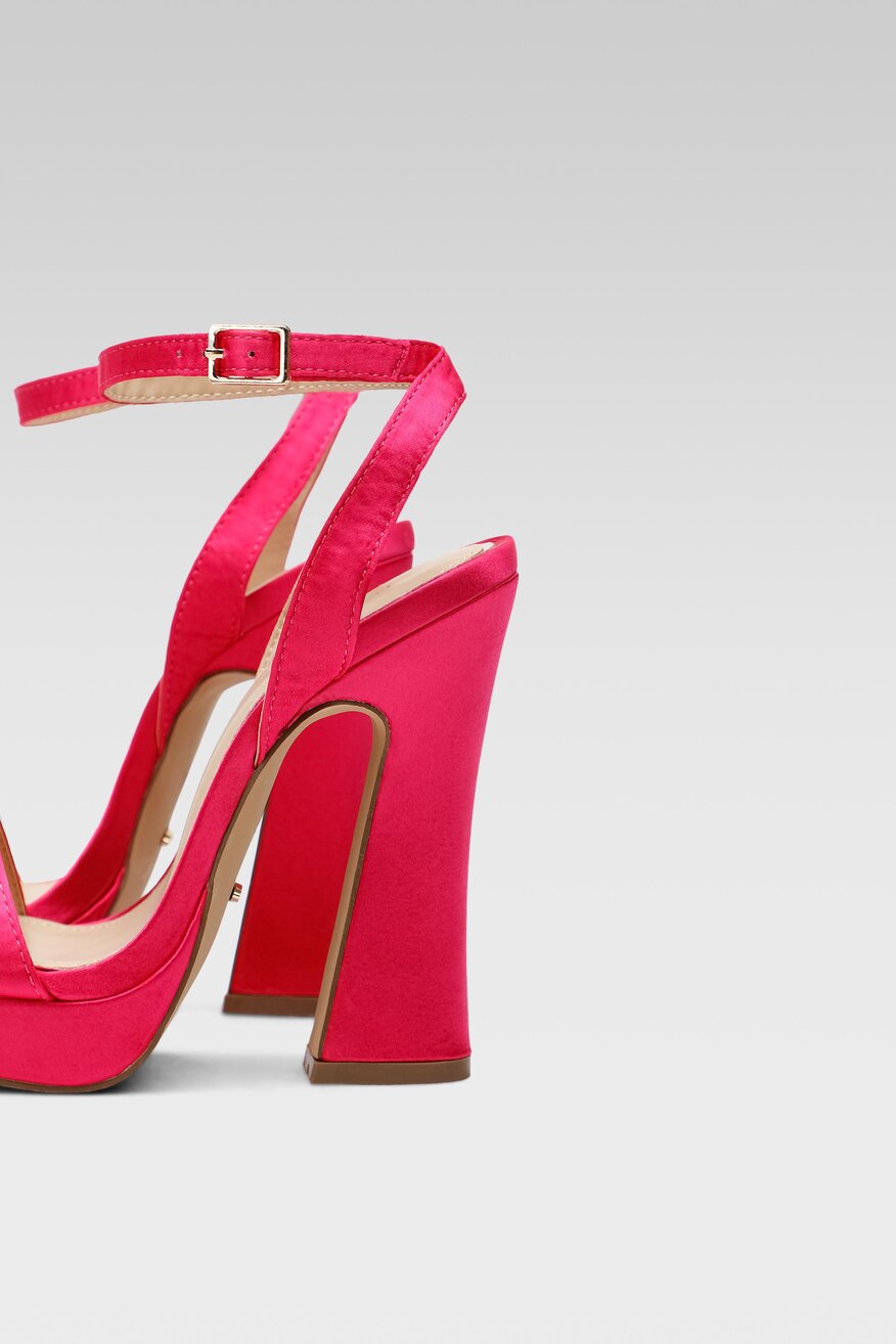 DeeZee - Sandały różowe - 5904862398358