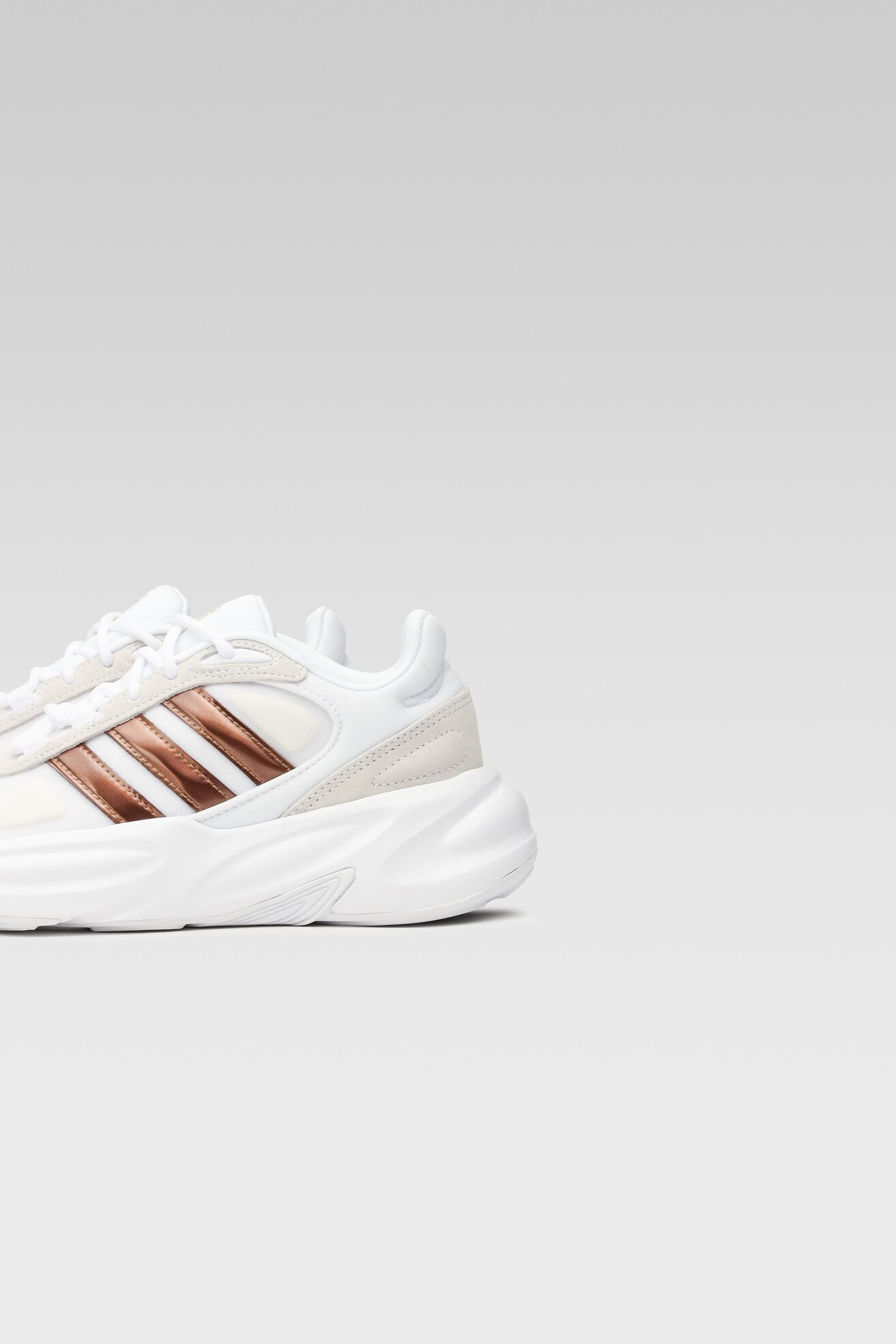 Obuwie sportowe adidas OZELLE H06121 Biały