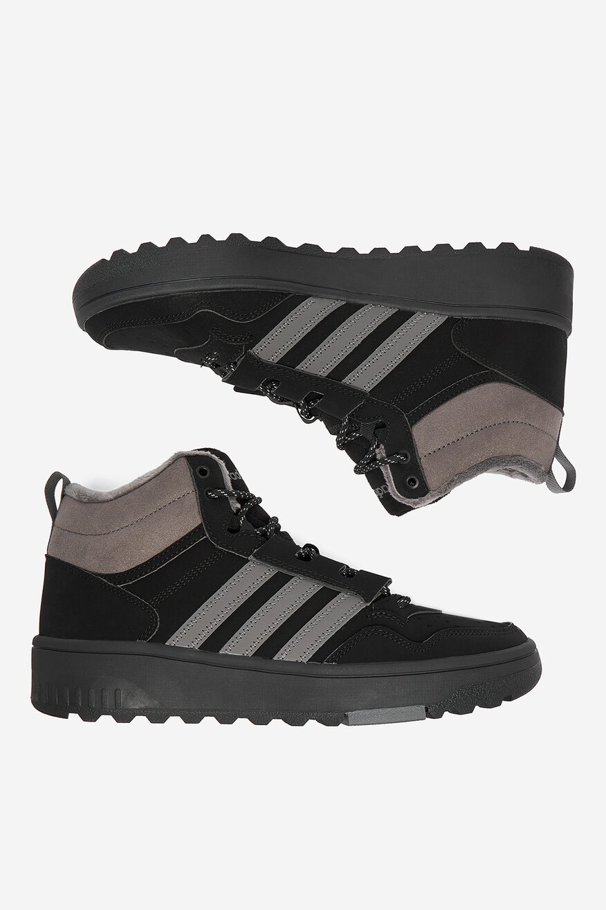 
                Спортни обувки adidas ЧЕРЕН - 5906751216910