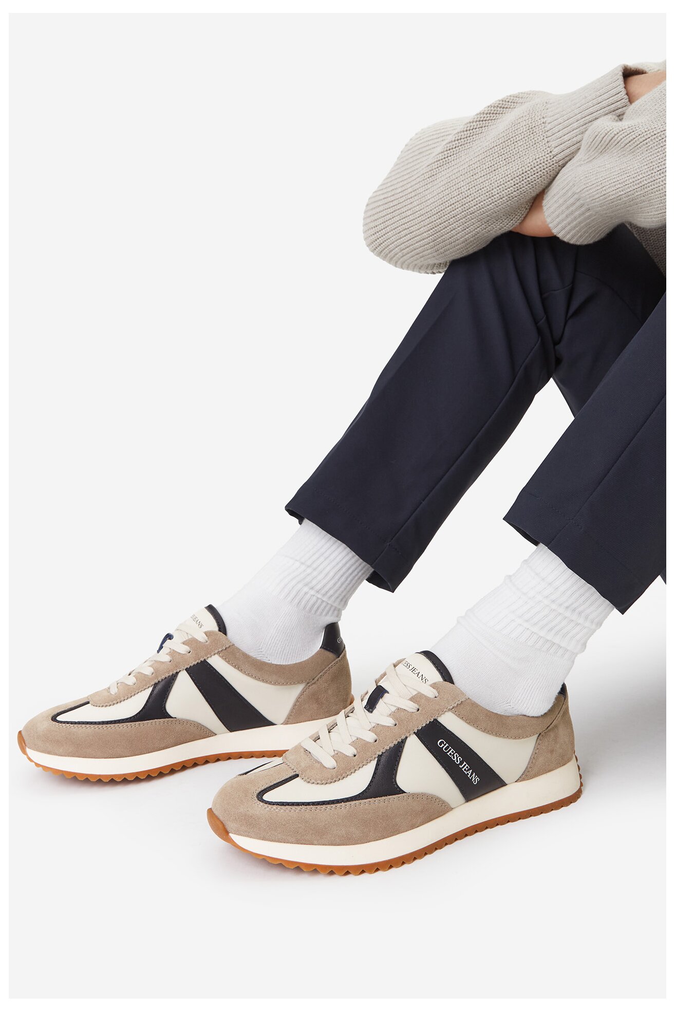 Sneakers GUESS JEANS EO-ORLANDO-01 126AM Beżowy