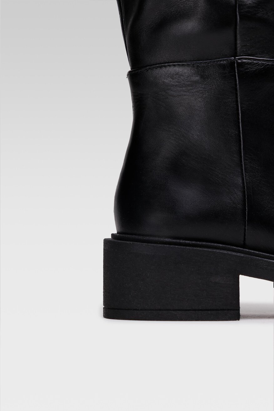 
                Badura - Skórzane muszkieterki czarne - 5903698995755