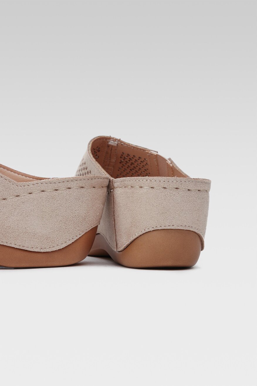 
                Джапанки Clara Barson ЗЛАТИСТ - 5904862774220