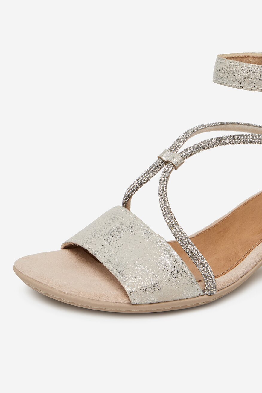 
                Rieker - Sandały na słupku - 2230078397148