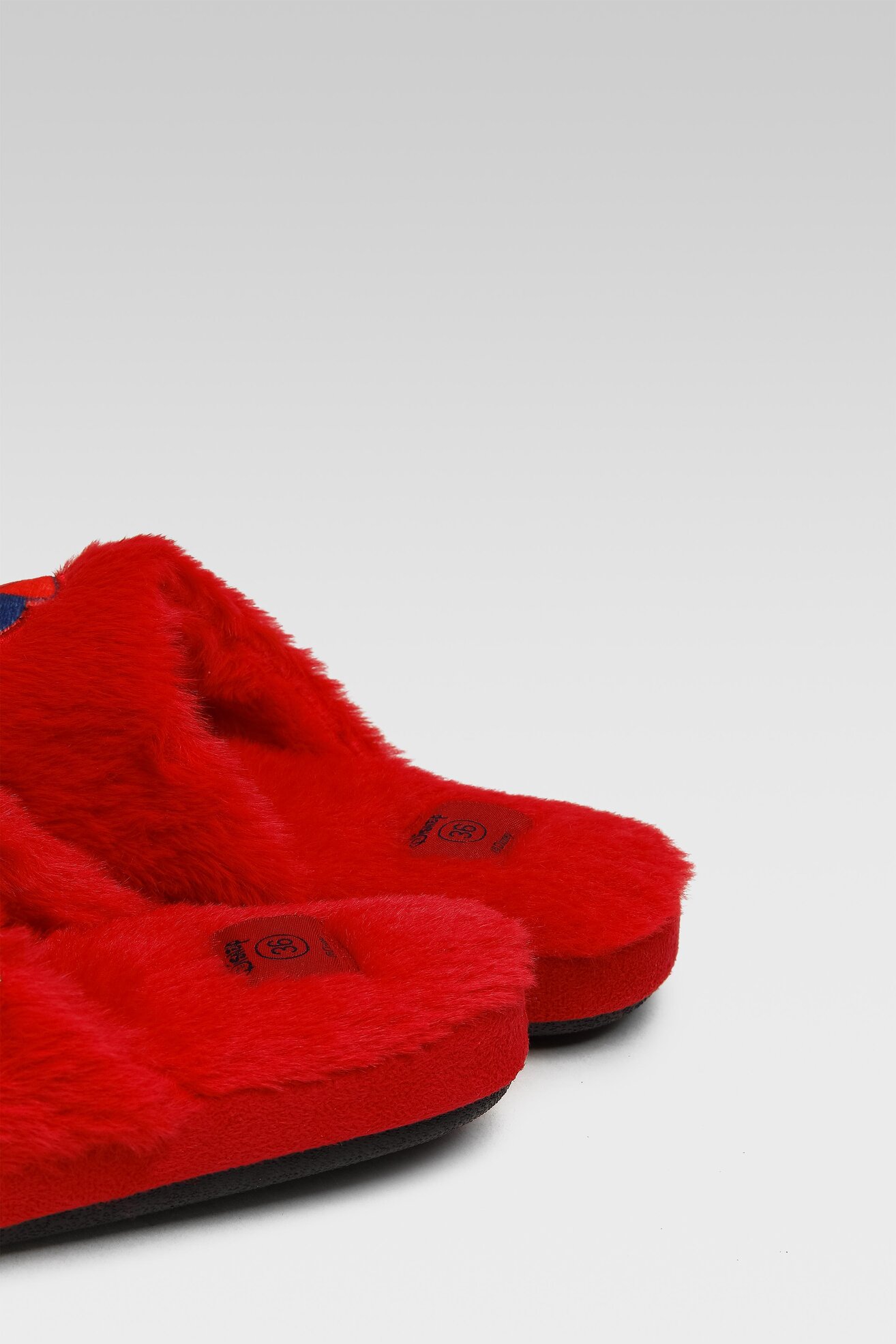 Kapcie Minnie Mouse AW22-125DSTC-A Czerwony