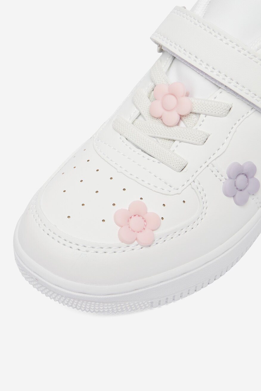 
                Сникърси Jenny БЯЛ - 5906751569443