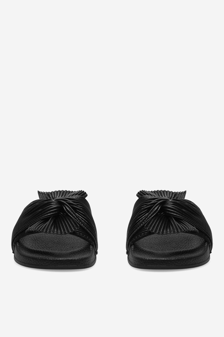 
                Șlapi pentru bazin Jenny Fairy NEGRU - 5905588637868