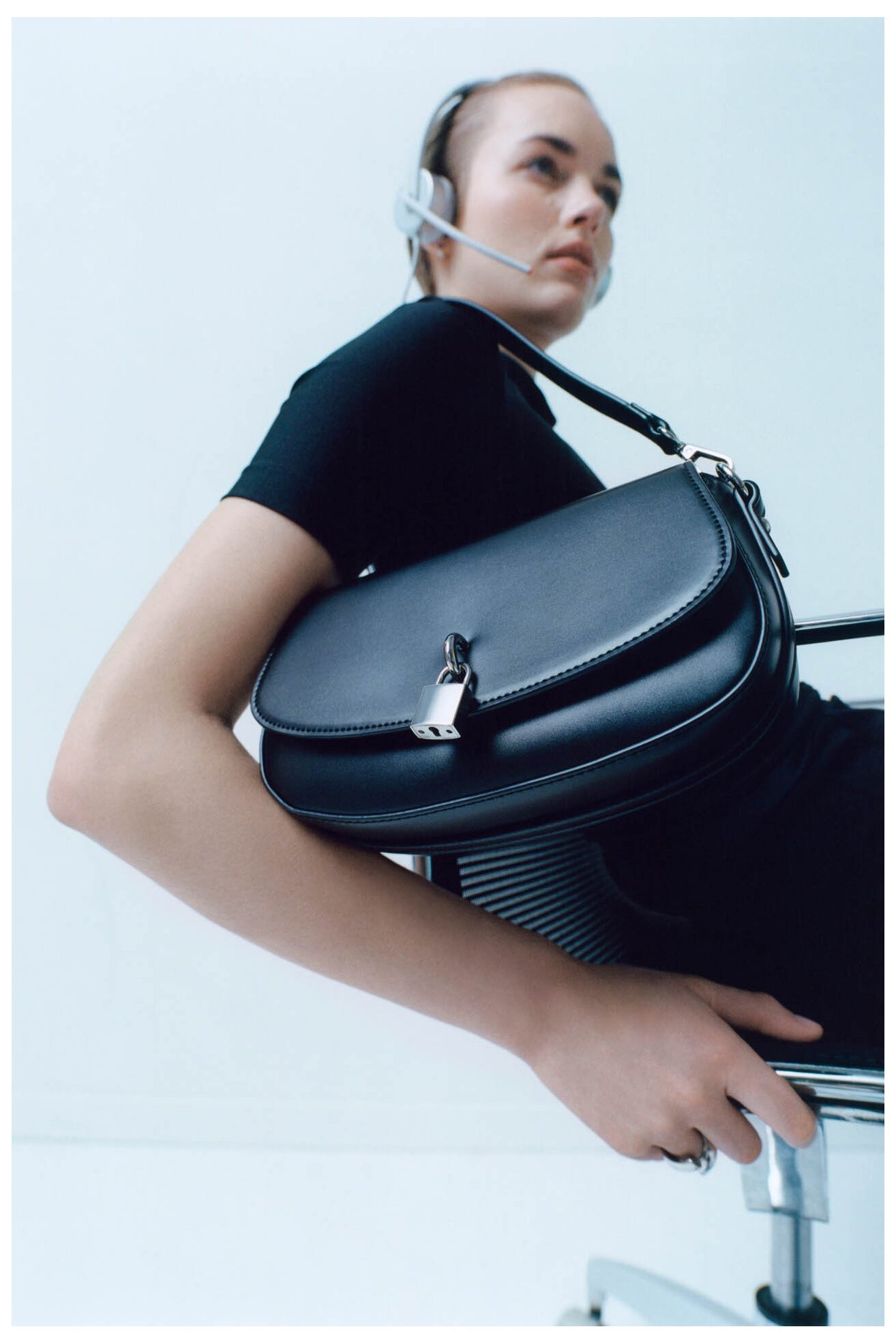 Сумка З Ремінцем DeeZee MDP-L-029-06 ЧОРНИЙ