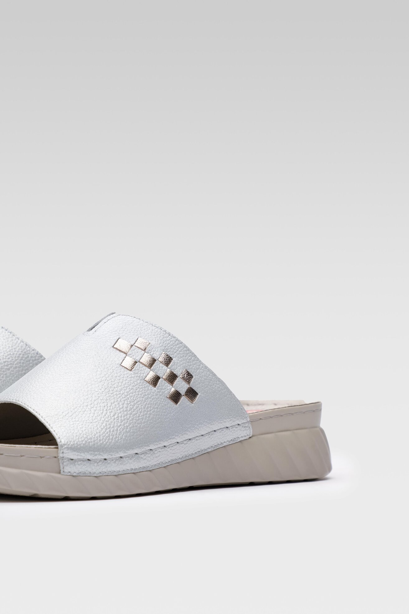 Шльопанець Go Soft EST-2299-02 СРІБНИЙ