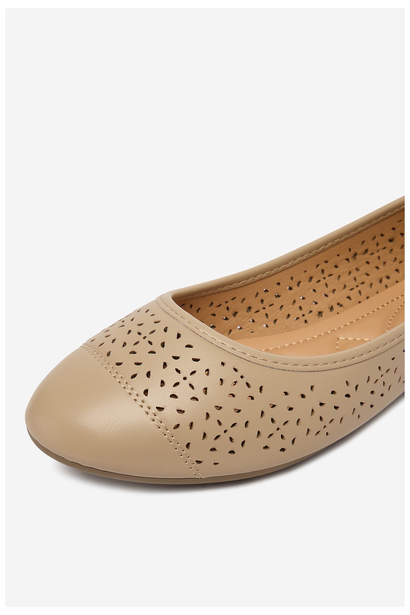 Baleriny Jenny CEO-39408-301 Beżowy