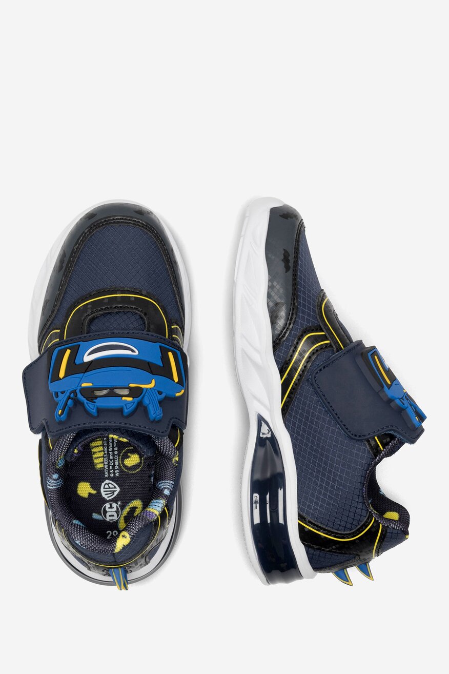 BATWHEELS - Sneakersy z migającymi diodami - 5905588565888