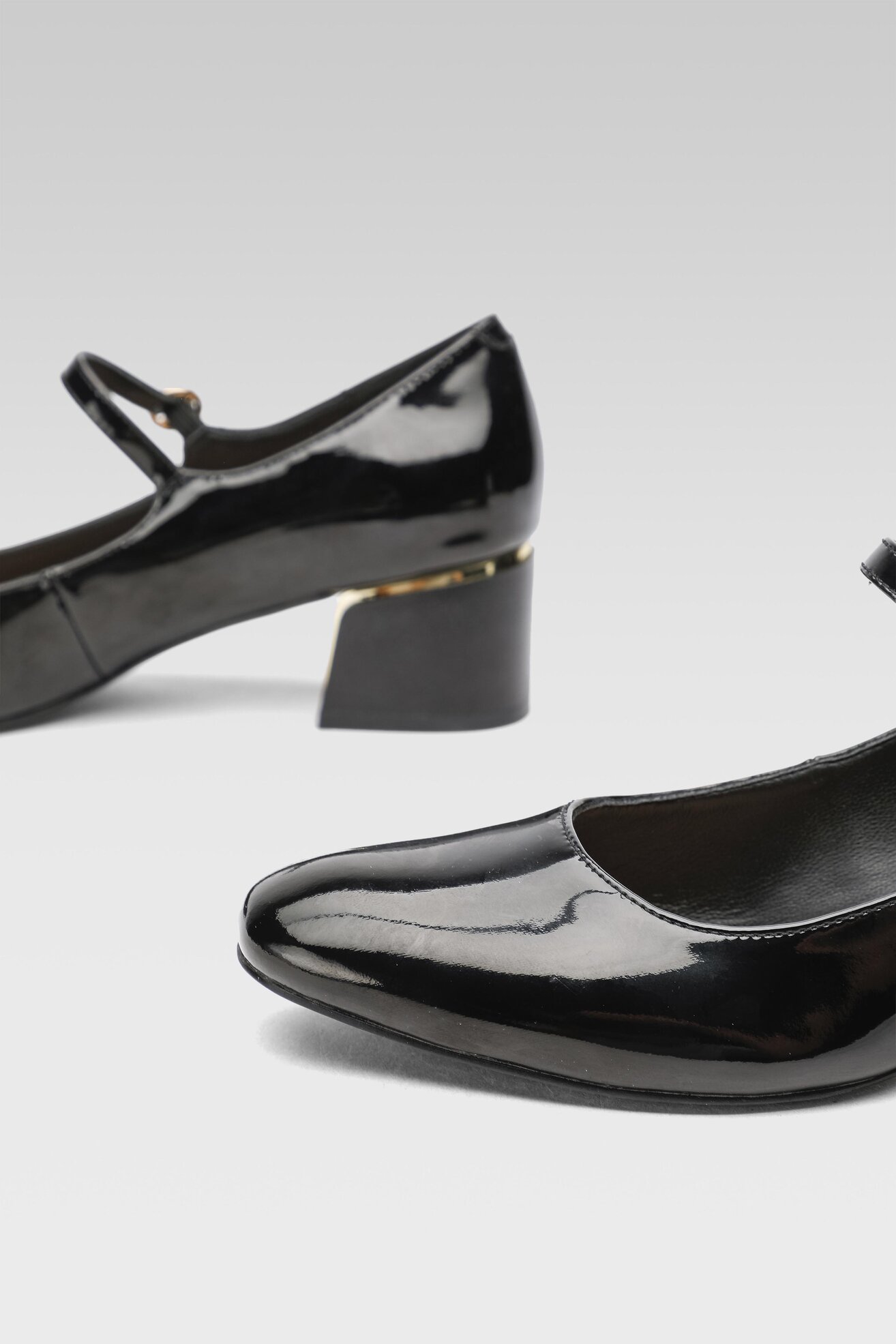 Czółenka Sergio Bardi WYL3139-2Z-SB Czarny