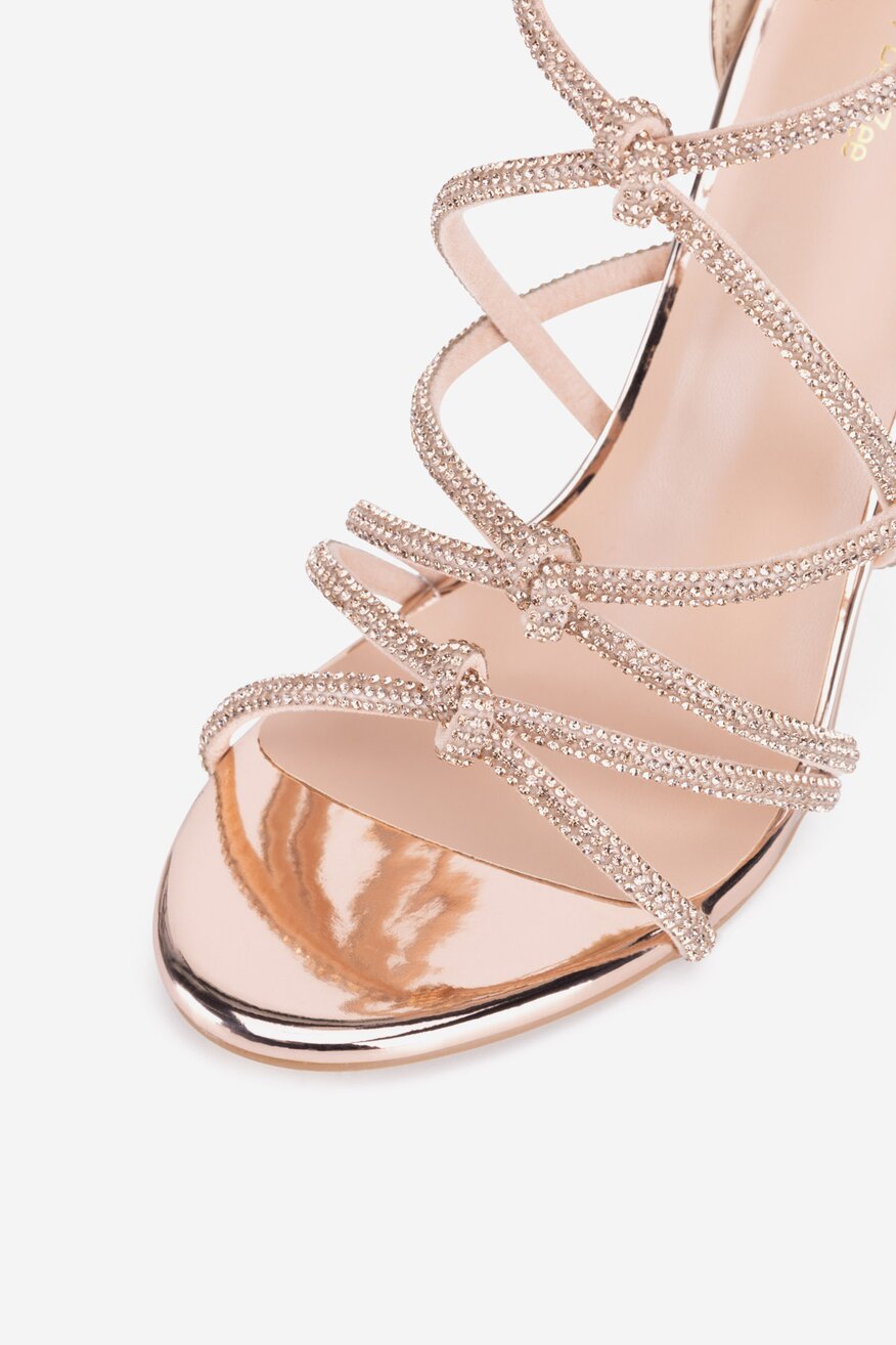 
                Сандали DeeZee ЗЛАТИСТ - 5906751008737