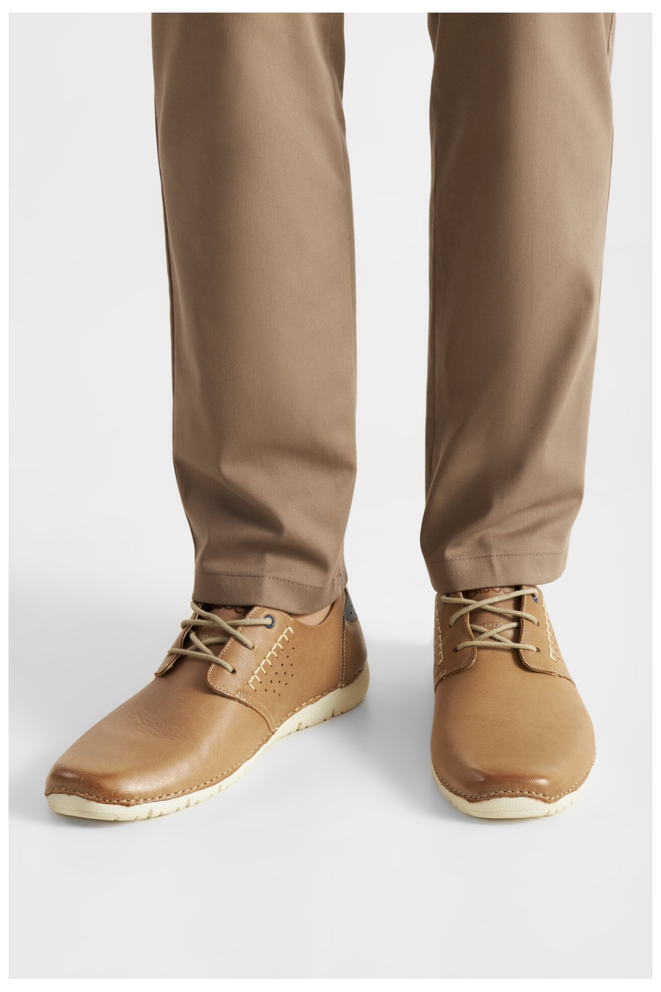 Półbuty Lasocki THILO-11 MI25 Camel