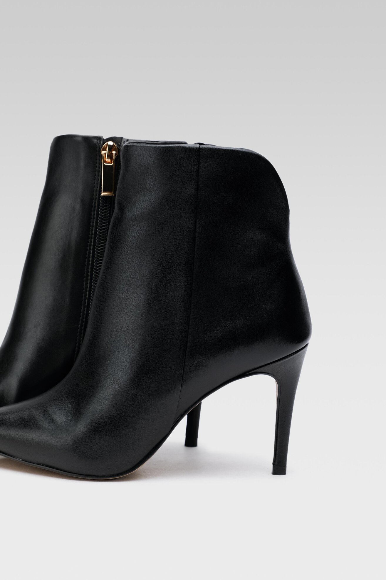 Botki SIMPLE SIMPLE-SL-04-02-000086 101 Czarny