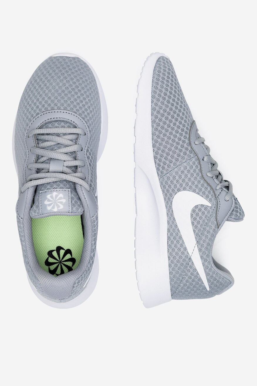 
                Nike - WMNS TANJUN - 2230072313236