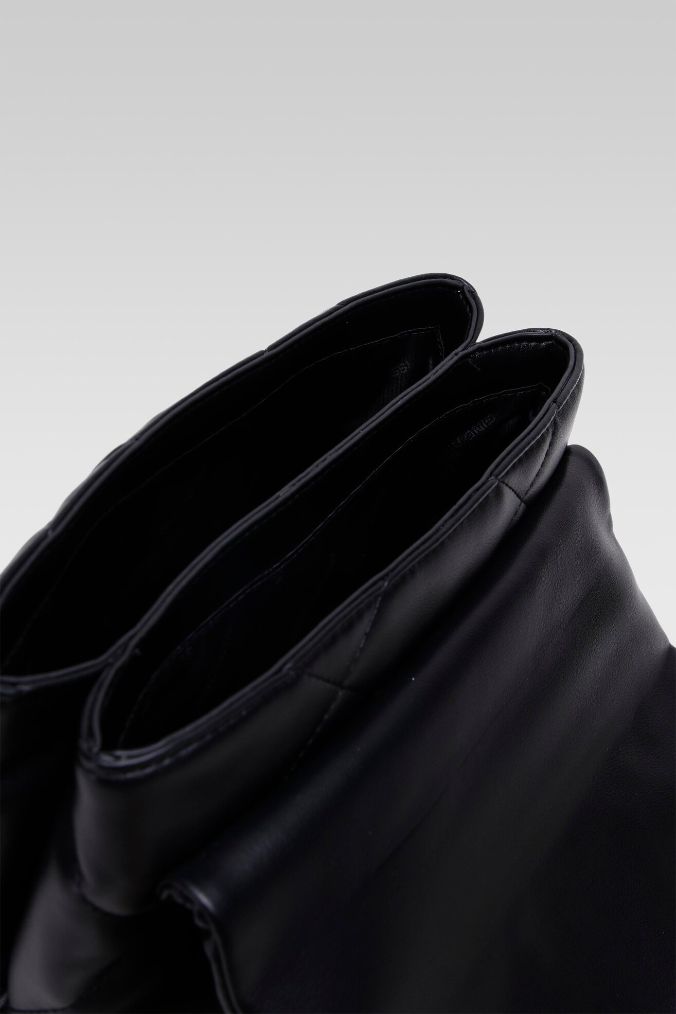 Torebka Gino Rossi CS6049 Czarny