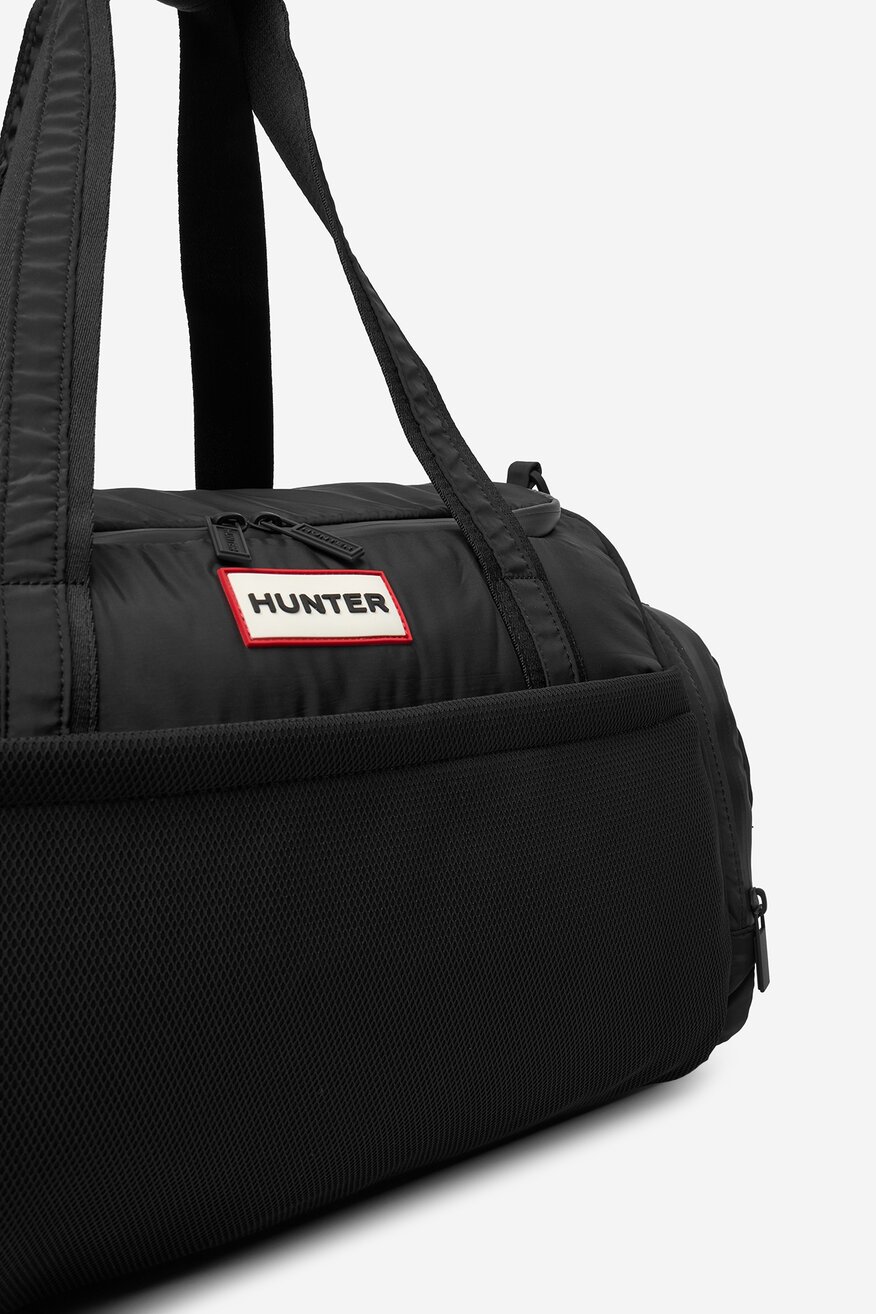 
                Utazó táska HUNTER FEKETE - 5906751350188