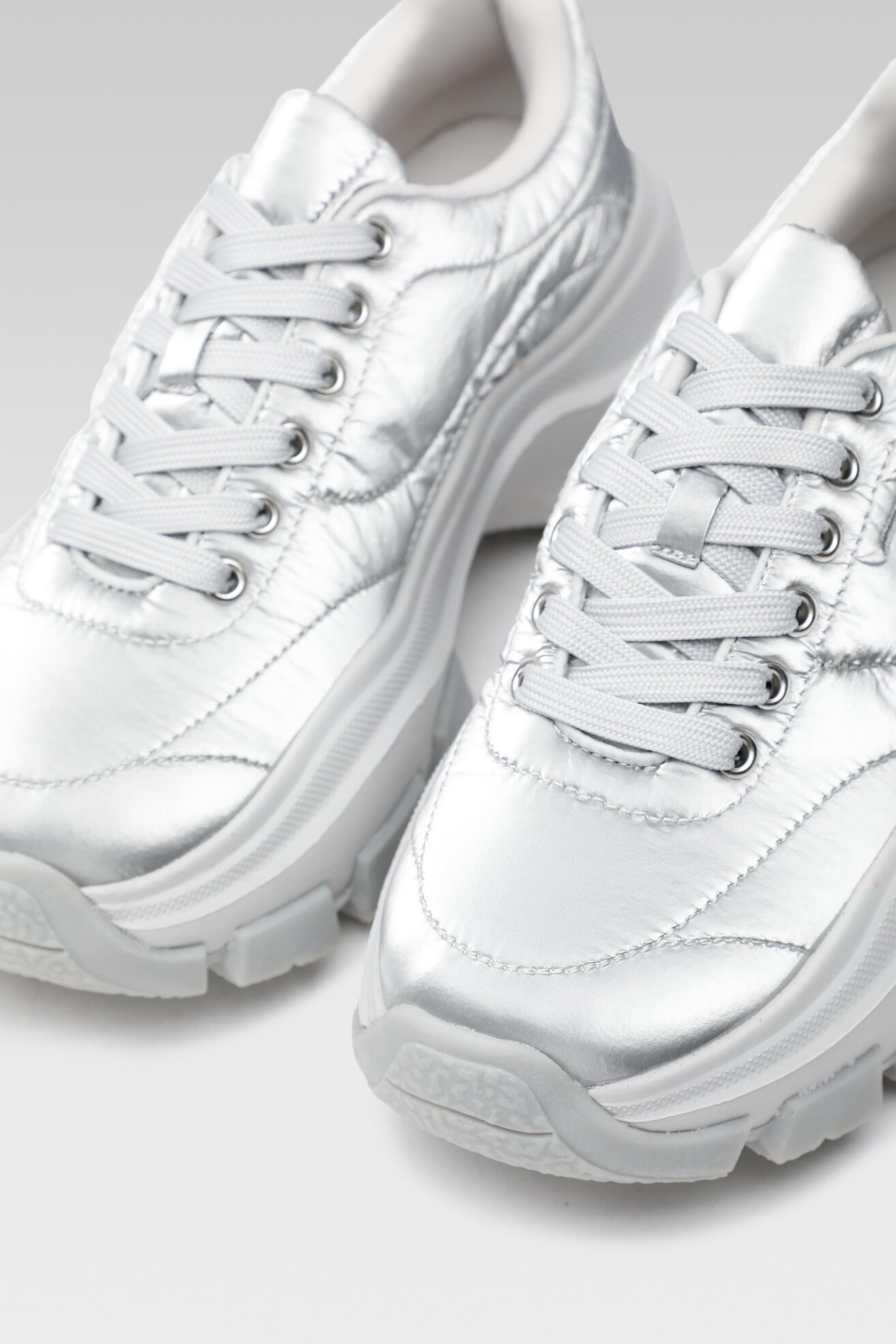 Obuwie sportowe Togoshi WP-FW22-T064 Srebrny