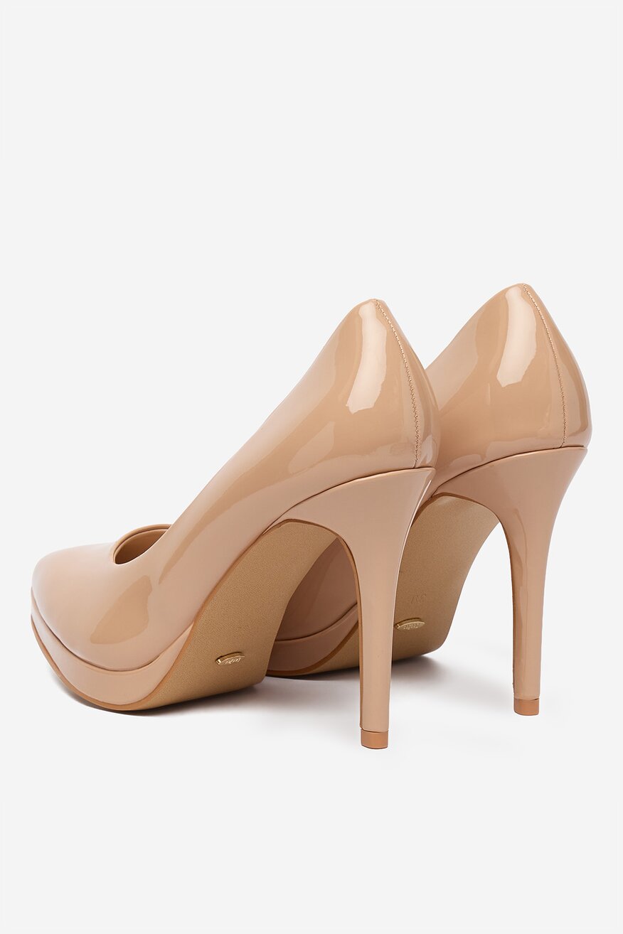 
                Елегантни обувки DeeZee БЕЖОВ - 5906751718247