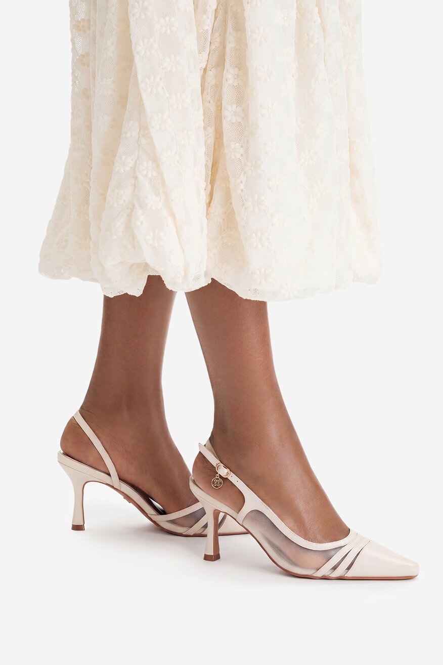 
                Туфлі-Човники NINE WEST КРЕМОВИЙ - 5906751948385