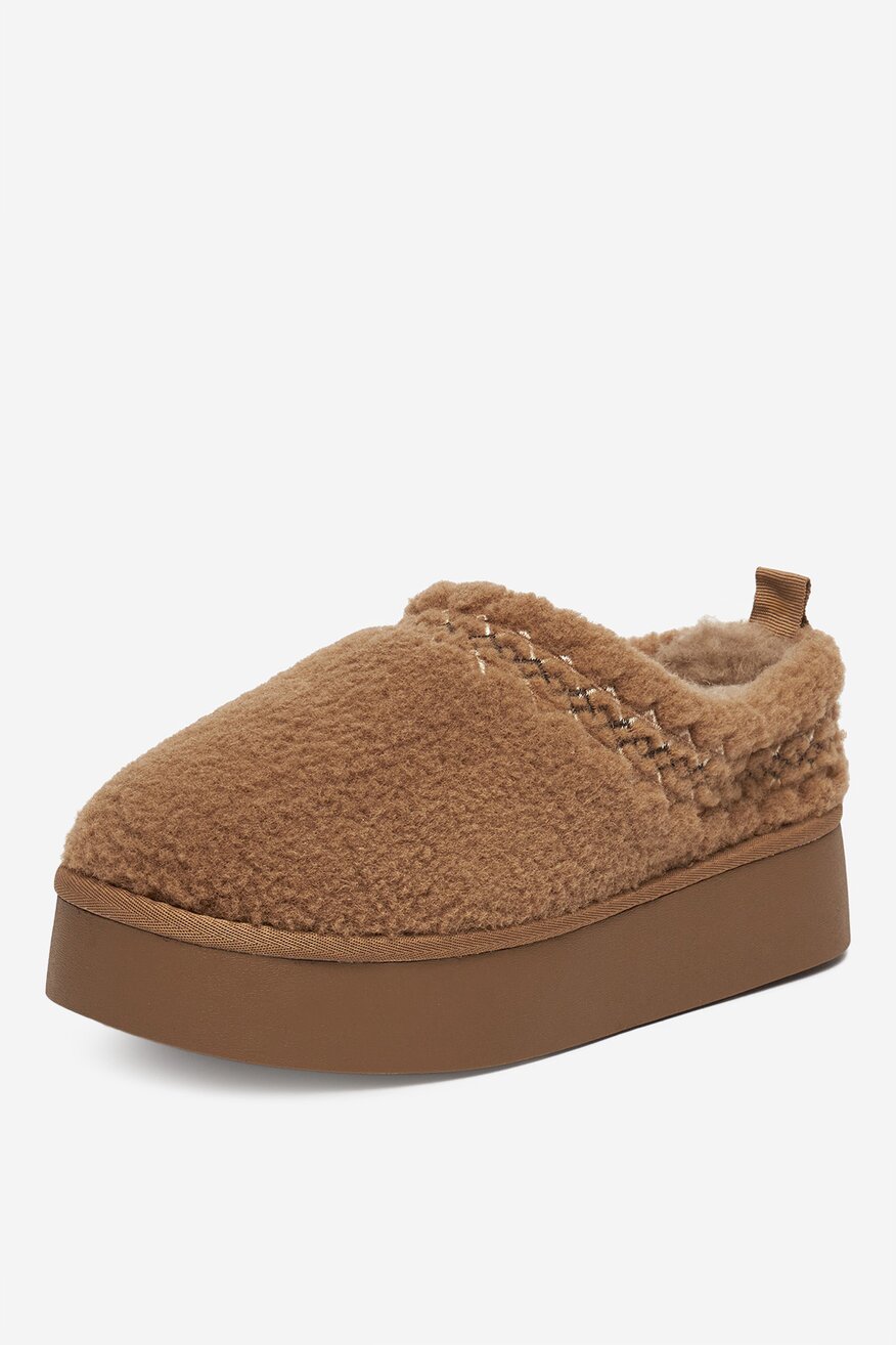 
                        Papucs Jenny CEO-HY241207 BARNA - 5906751421864