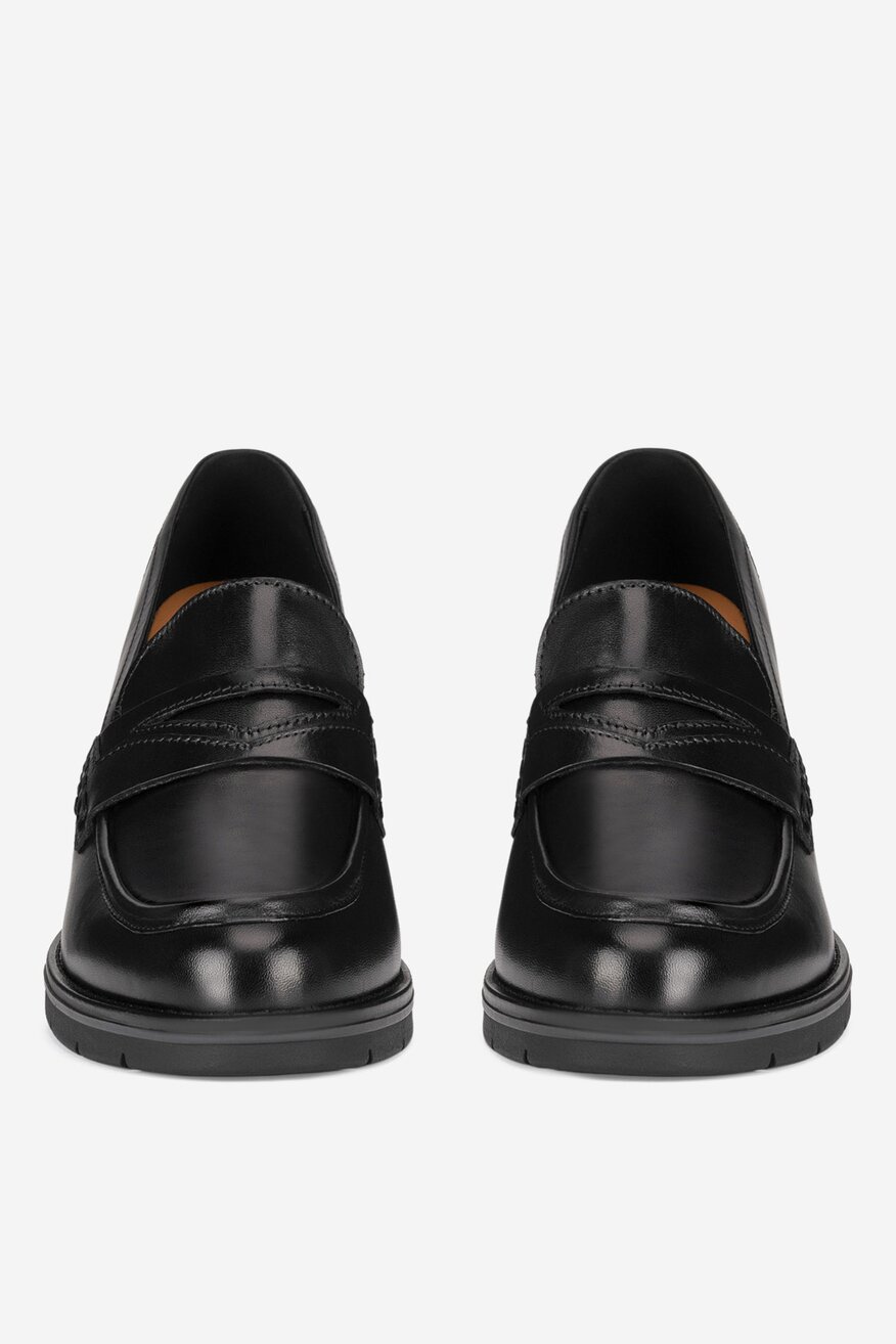 Lasocki - Loafersy skórzane na obcasie - 5905588878650