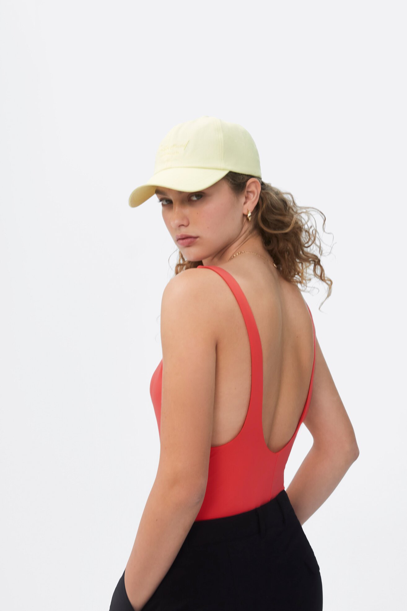 Kostium kąpielowy Sprandi SP22-KOS012 Czerwony